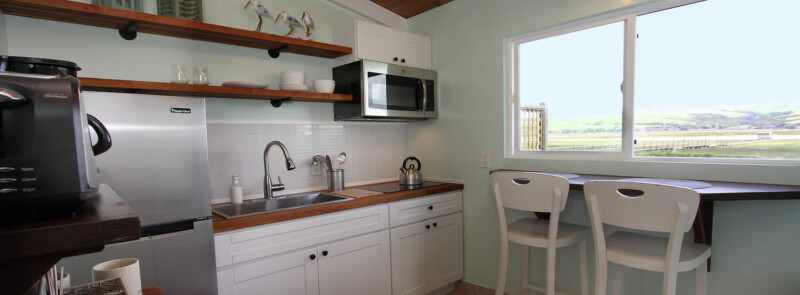 point reyes lodging egret kitchen with view